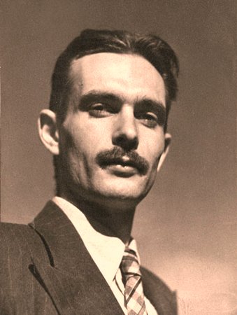 Hector De Saint-Denys Garneau.